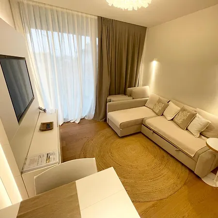 Διαμέρισμα Starpalace Elegance Gym Pool Parking - A 2 Passi Dal Mare *