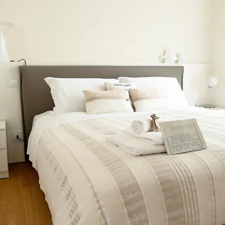 Starpalace Elegance Apartment Jesolo Spa Gym Pool Parking - A 2 Passi Dal Mare Διαμέρισμα